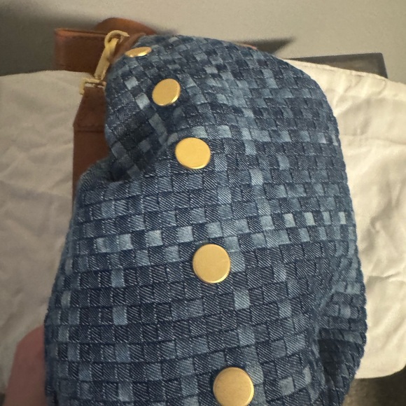 NWT Hammitt Morgan Denim Shoulder and Crossbody Strap Bag NWT Retail $475 - Picture 4 of 11
